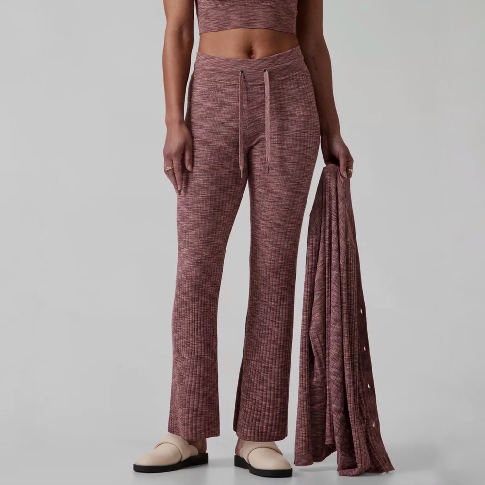 Athleta | Revolve Ribbed Knit Flare Pants in Tawny‎ Rose Size XS